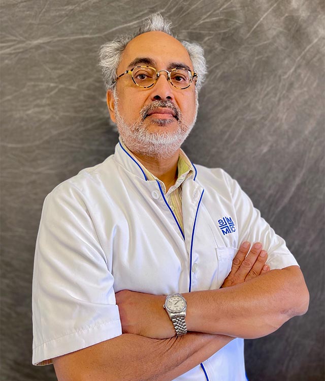  Dr. Refaat Karim